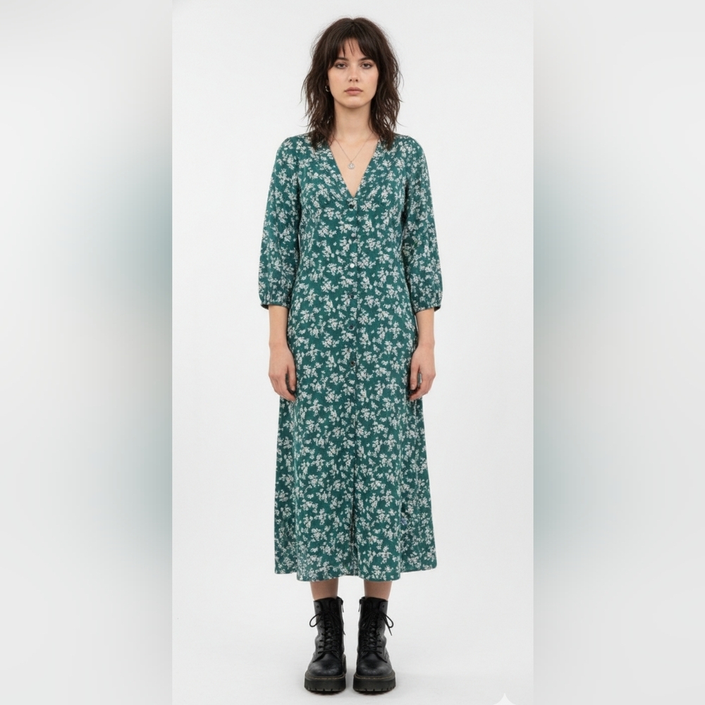 NXH Dress Midi Green Floral Boho Cottage M NWT